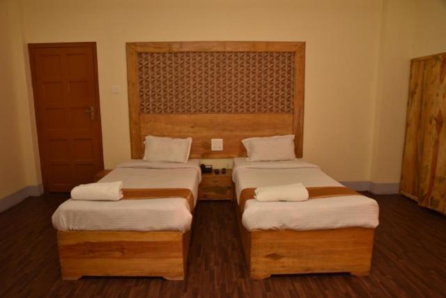 Hotel City Palace Inn Shillong Bagian luar foto